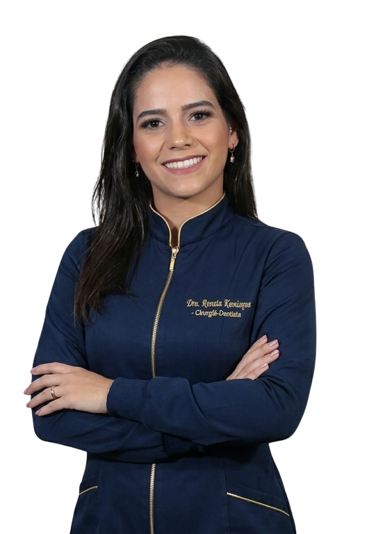 Retrato da Dra. Renata Kamisque, cirurgiã-dentista